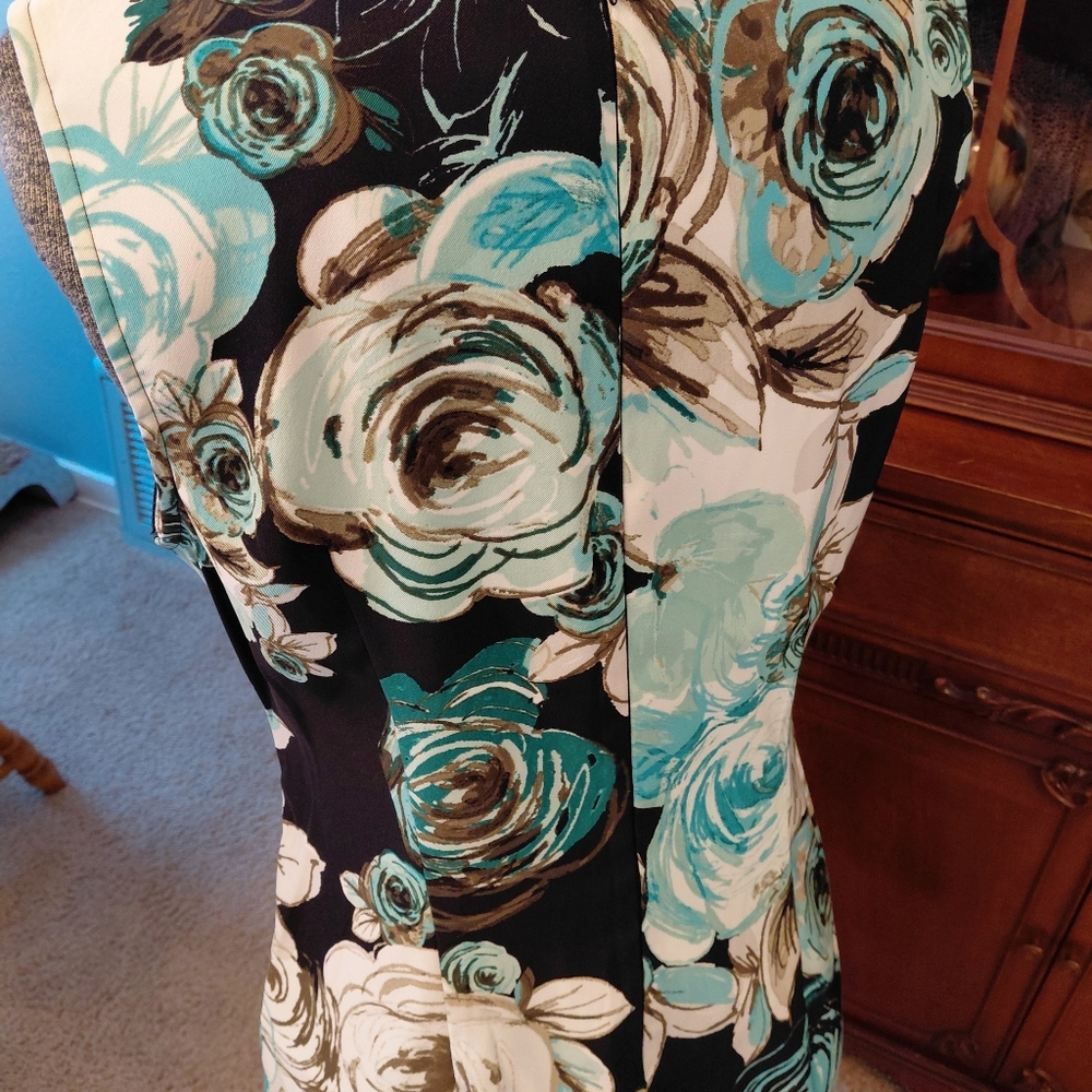 Y2K Connected floral sleeveless dress - Picture 4 of 5